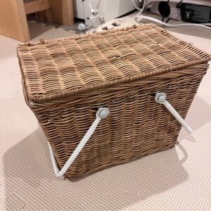 Olli Ella kids picnic basket